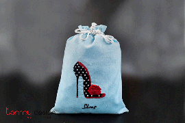  Laundry bag with rose high heel embroidery